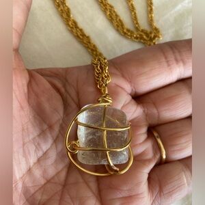 Caged‎ Quartz Natural Stone Gold Tone Pendant Necklace